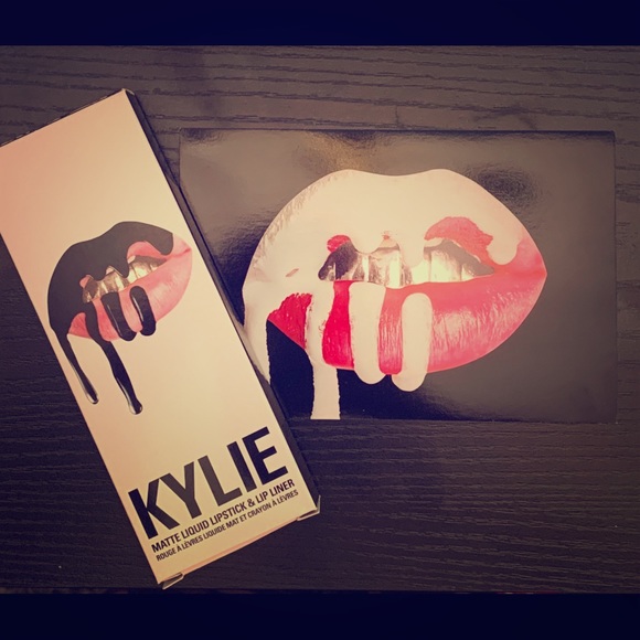 Kylie Cosmetics Other - Kyle Jenner Black Matte Kit